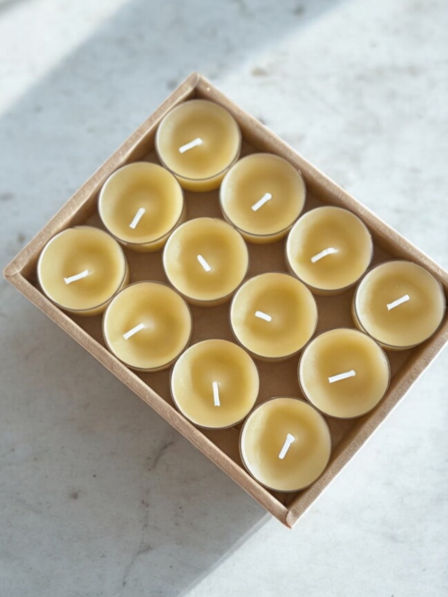 Tea light candles - set of 12