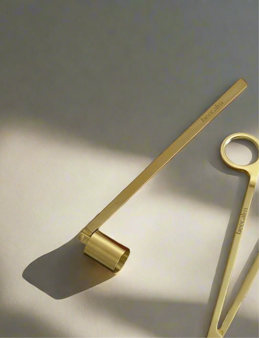 Candle snuffer